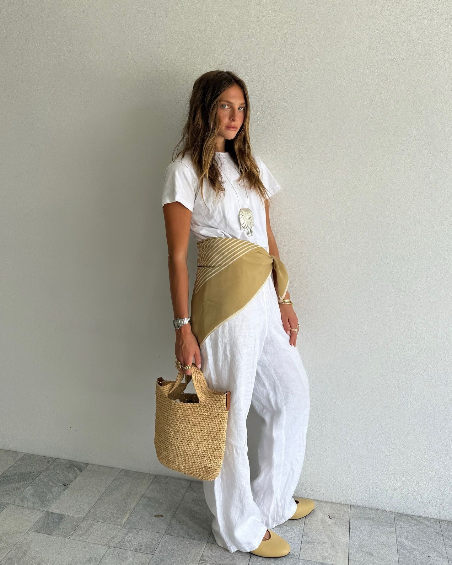 Casual Day Out Travel Outfit Idea — Scarf Outfits