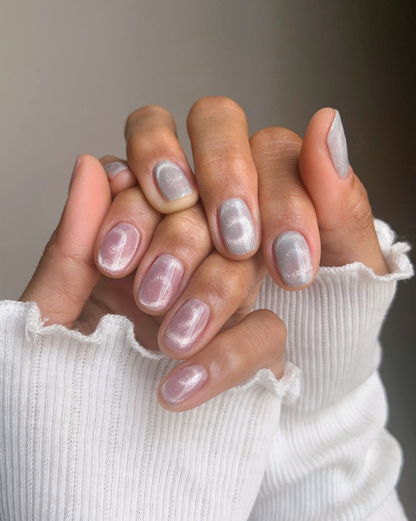 Pale Pink Light Grey Cat Eye — Winter Cat Eye Nails