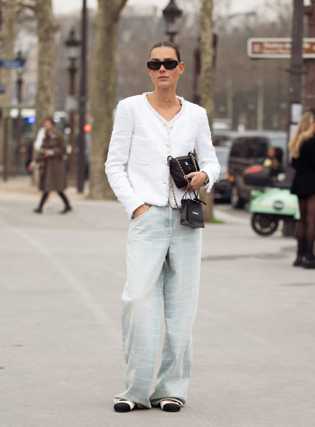 White Tweed Jacket with Wide-Leg Jeans and Loafers — Casual Winter Outfits
