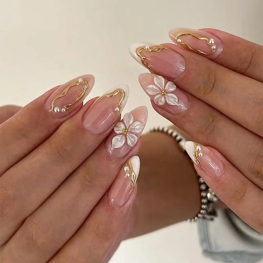3D Floral French French Oval Nails 3D Floral French French Oval Nails — Winter Oval Nails