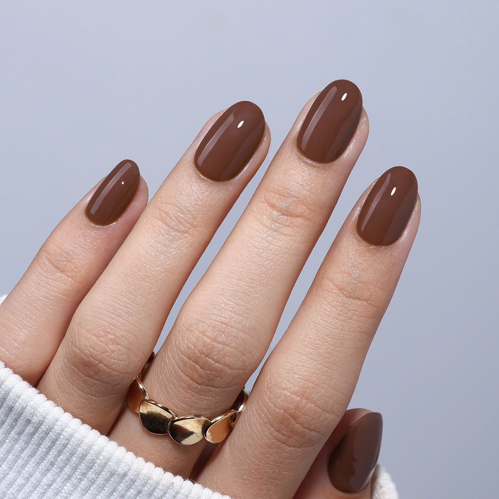 None Medium Oval Smooth Glossy Medium Chocolate — Chocolate Brown Nails