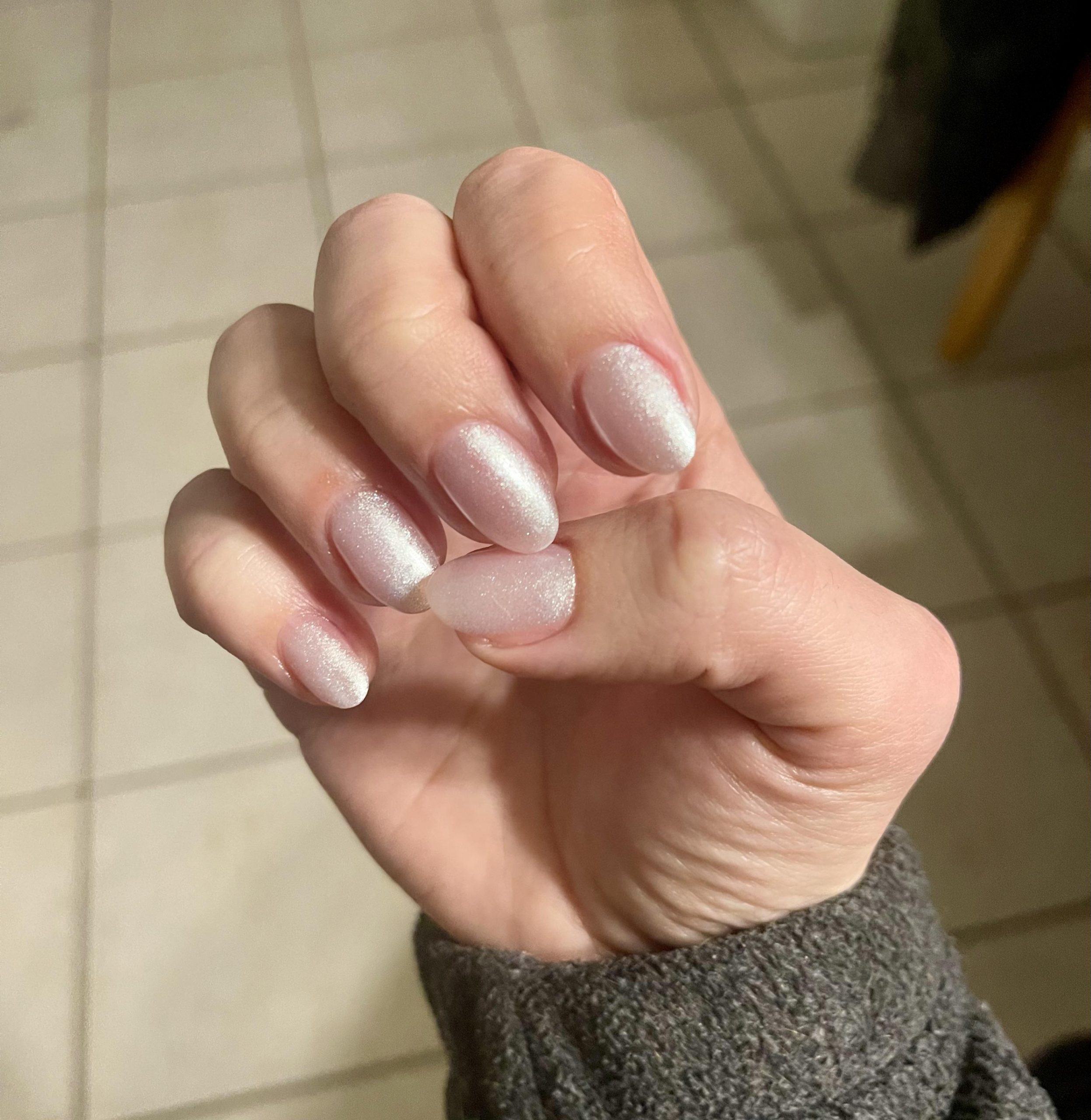 Velvety Matte Pearlescent Shimmer Nails Velvety Matte Pearlescent Shimmer Nails — Winter Dip Powder Nails