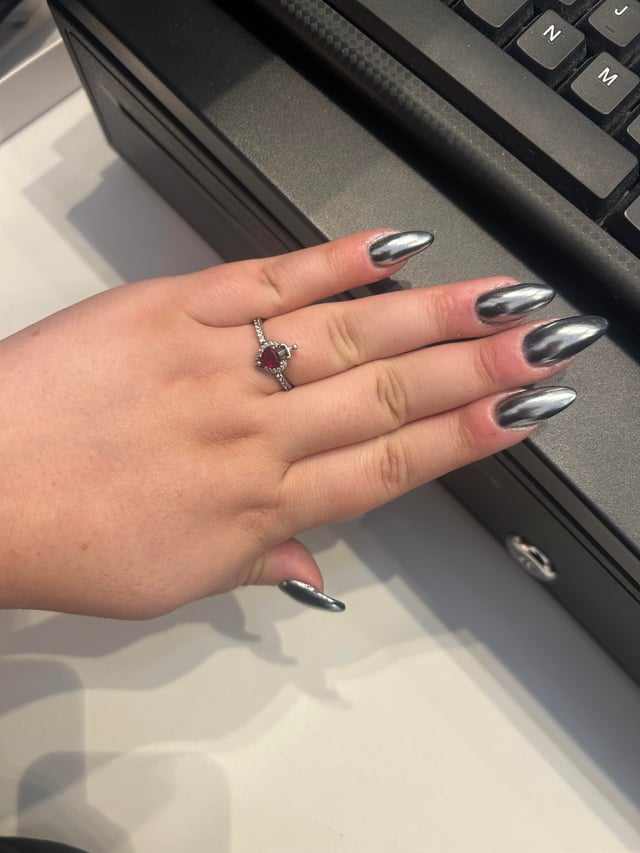 Subtle Silver Chrome Accents — Silver Chrome Nails