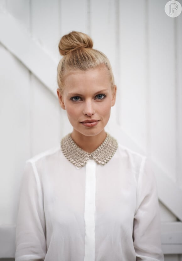 The Statement High Top Knot — Winter Bun Hairstyles