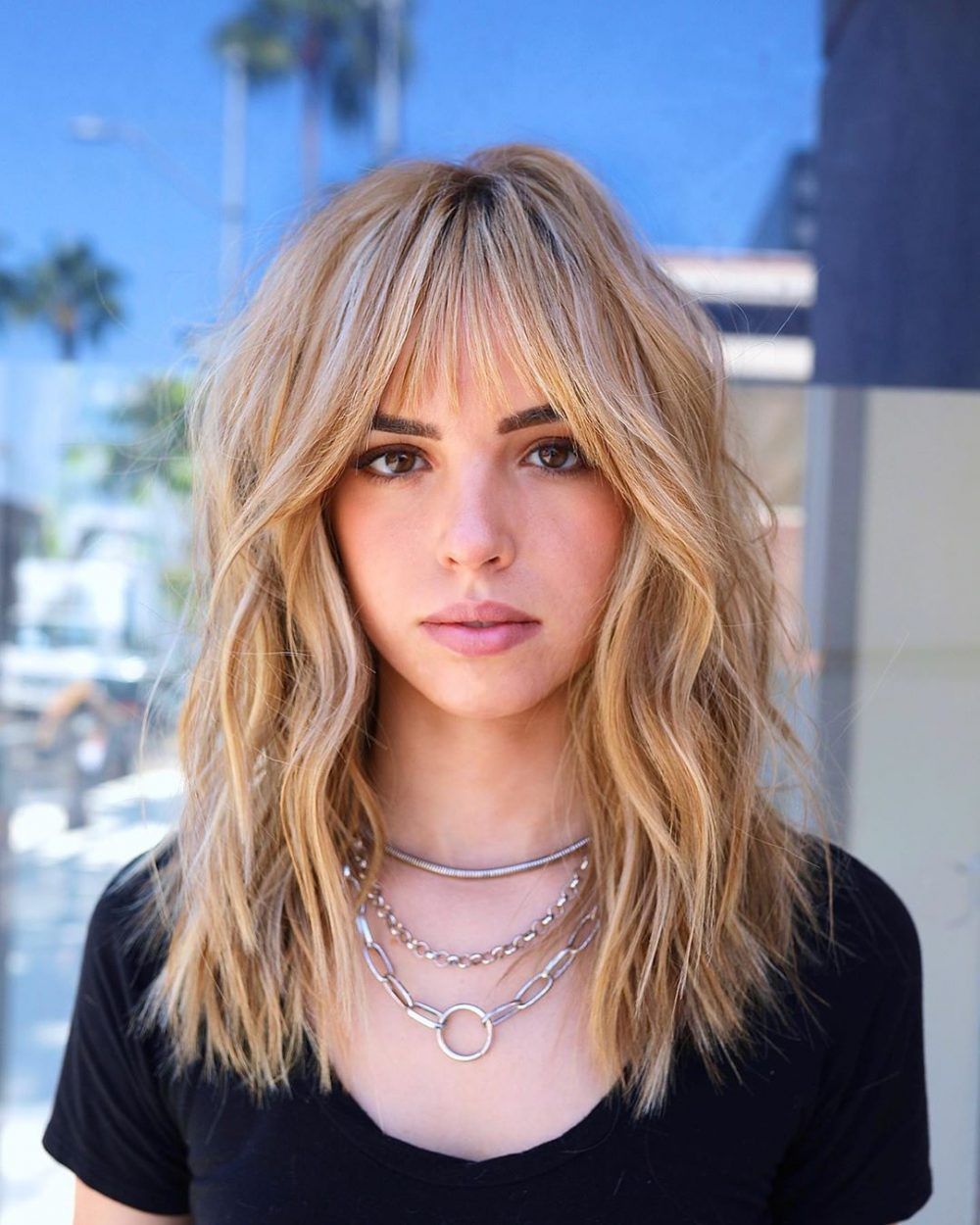 Collarbone Shag With Curtain Bangs — Winter Shag Haircuts