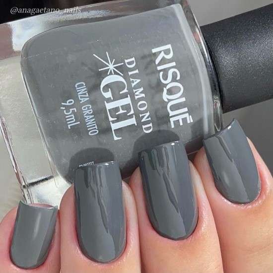 Classic Glossy Medium Gray Squovals — Winter Gray Nails