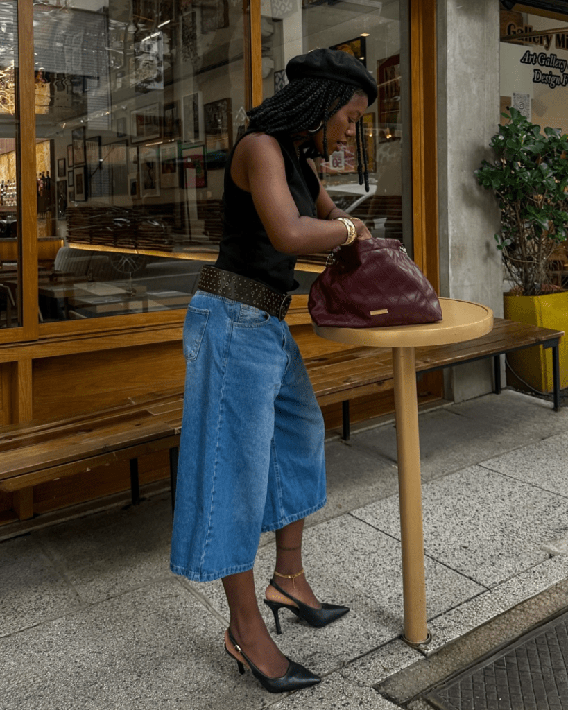 Black Sleeveless Top Brown Studded Belt Outfit Idea Black Sleeveless Top Brown Studded Belt Outfit Idea — Beret Outfits