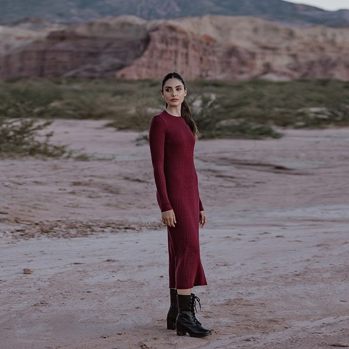 Burgundy Ribbed Maxi Dress with Lace-Up Boots — Winter Dress Outfits