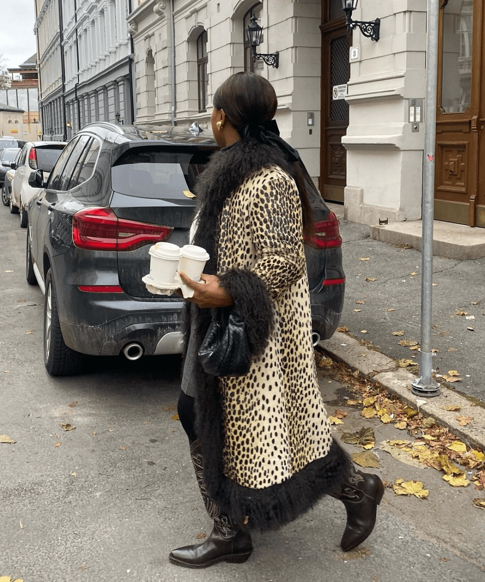 Long Leopard Coat with Cowboy Boots Long Leopard Coat with Cowboy Boots — Leopard Coat Outfits