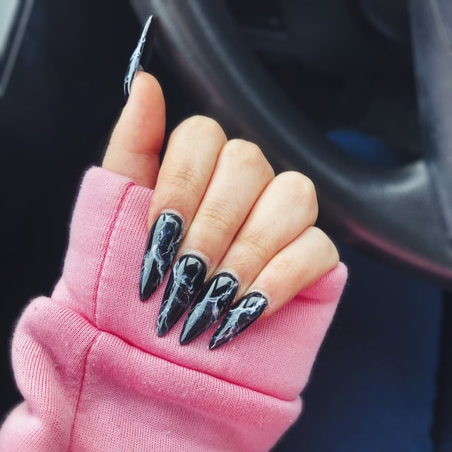 Dramatic Black White Marble Stilettos Dramatic Black White Marble Stilettos — Winter Marble Nails