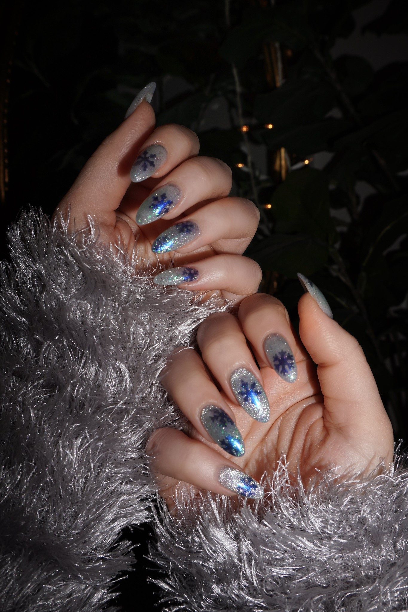 Light Blue Glitter Large Snowflake Long Stilettos Light Blue Glitter Large Snowflake Long Stilettos — Winter Glitter Nails