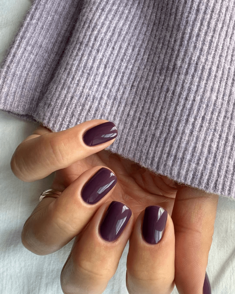 Deep Plum Glossy Short Oval Nails Deep Plum Glossy Short Oval Nails — Winter Nails