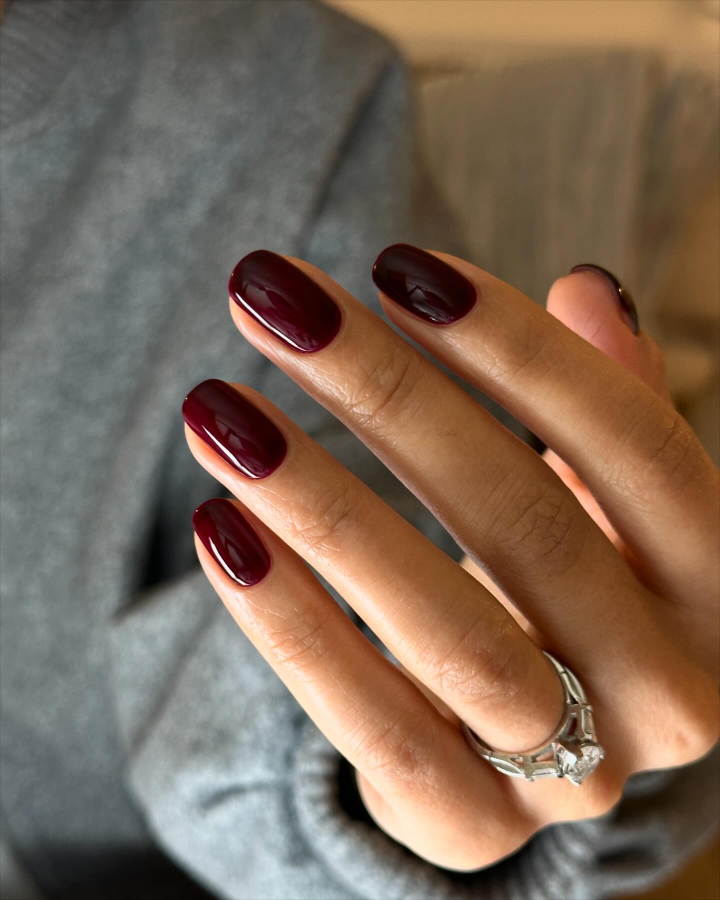 Deep Shimmery Burgundy Glossy Nails Deep Shimmery Burgundy Glossy Nails — Short Winter Square Nails