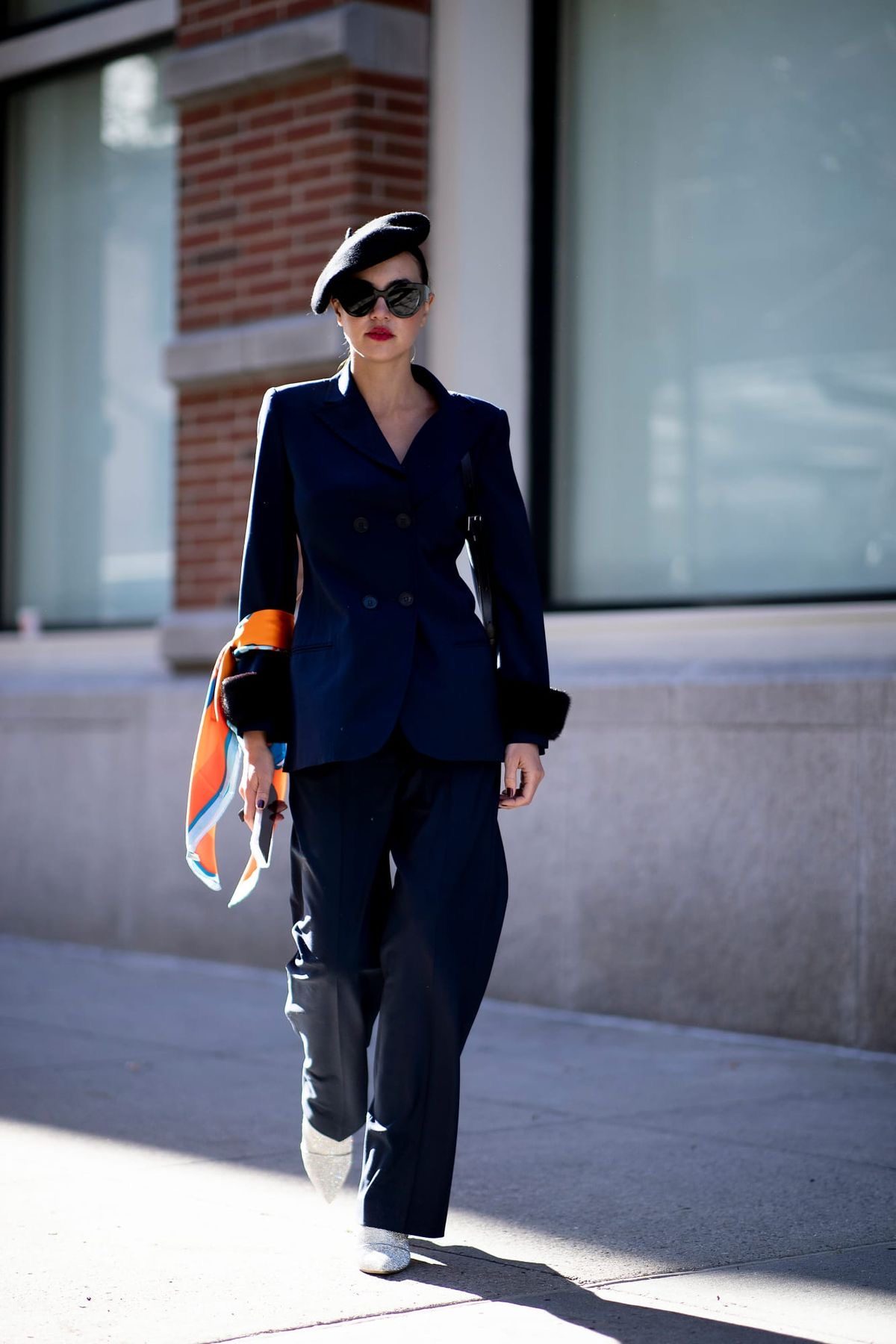 Business Casual City Street Style Outfit Idea Business Casual City Street Style Outfit Idea — Beret Outfits