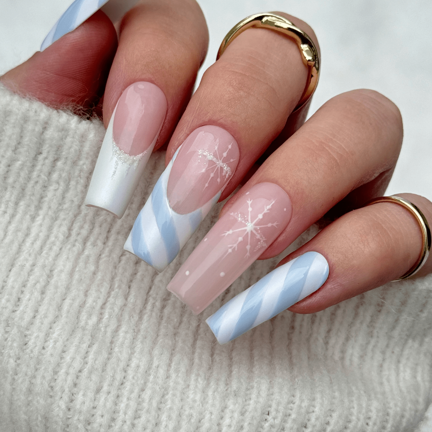 Winter French Glitter Stripe Long Squares Winter French Glitter Stripe Long Squares — Winter Glitter Nails