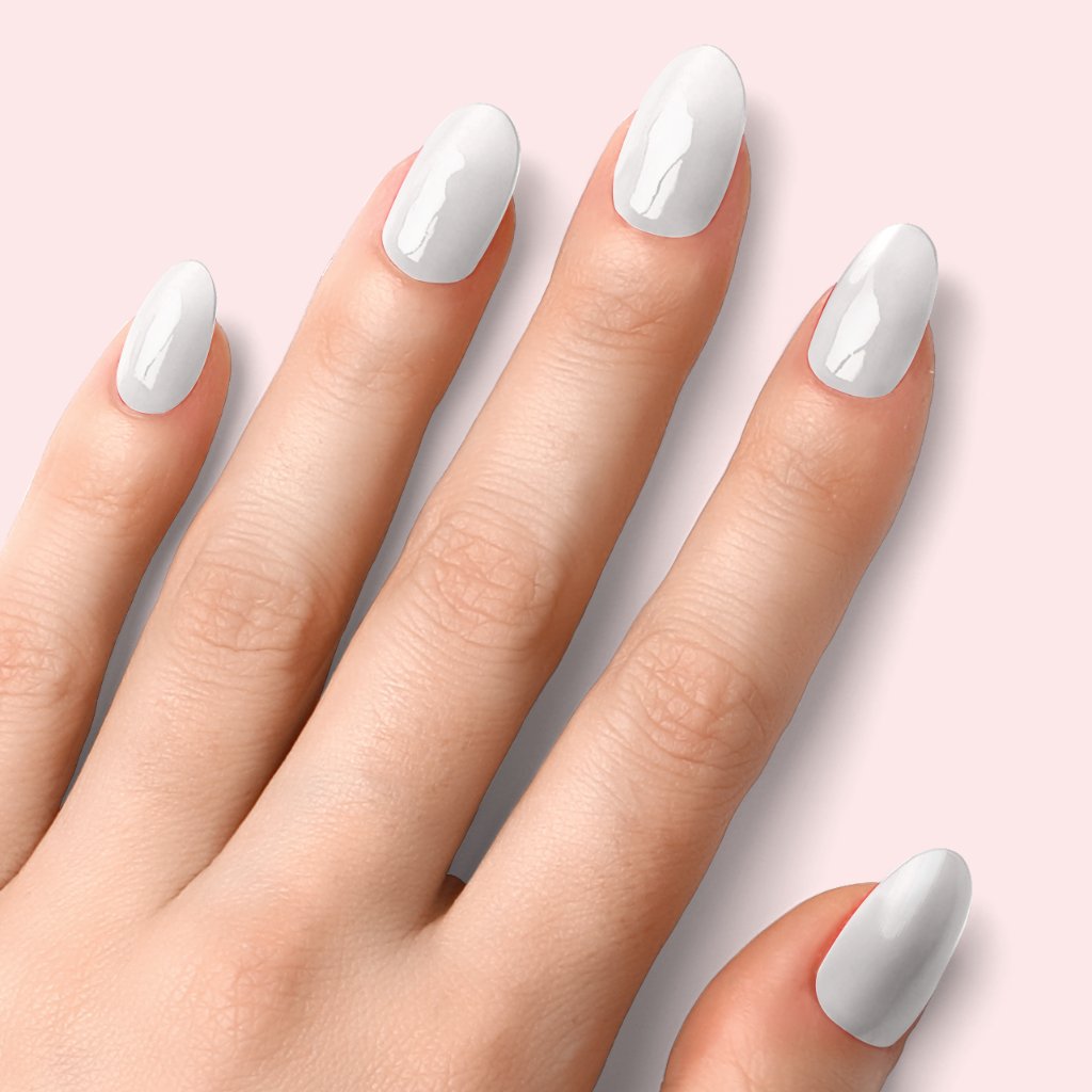 Glossy With Glitter Visual Idea Glossy With Glitter Visual Idea — Winter White Nails