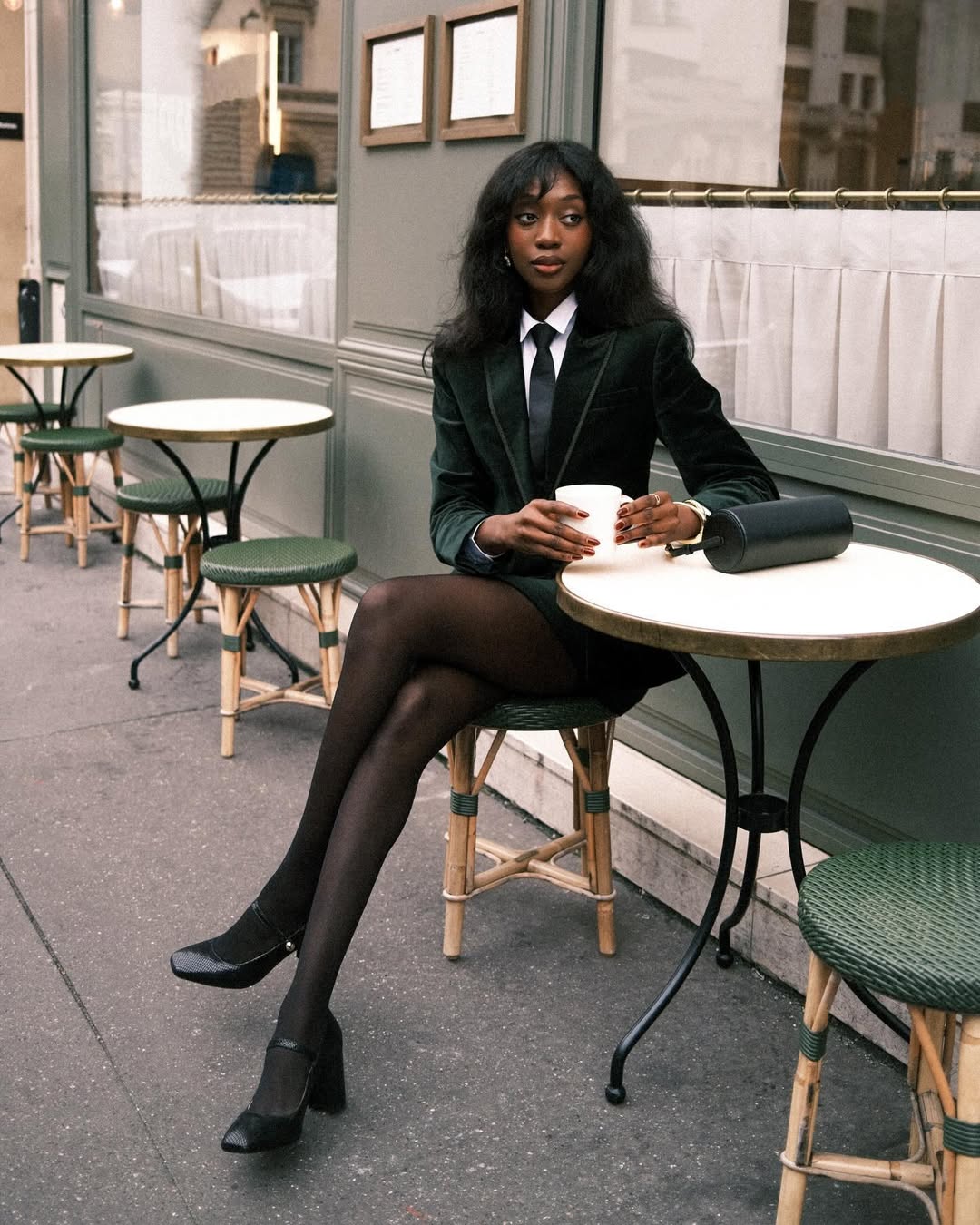 Dark Green Velvet Blazer for a Luxurious Business Ensemble — Winter Business Casual Outfits