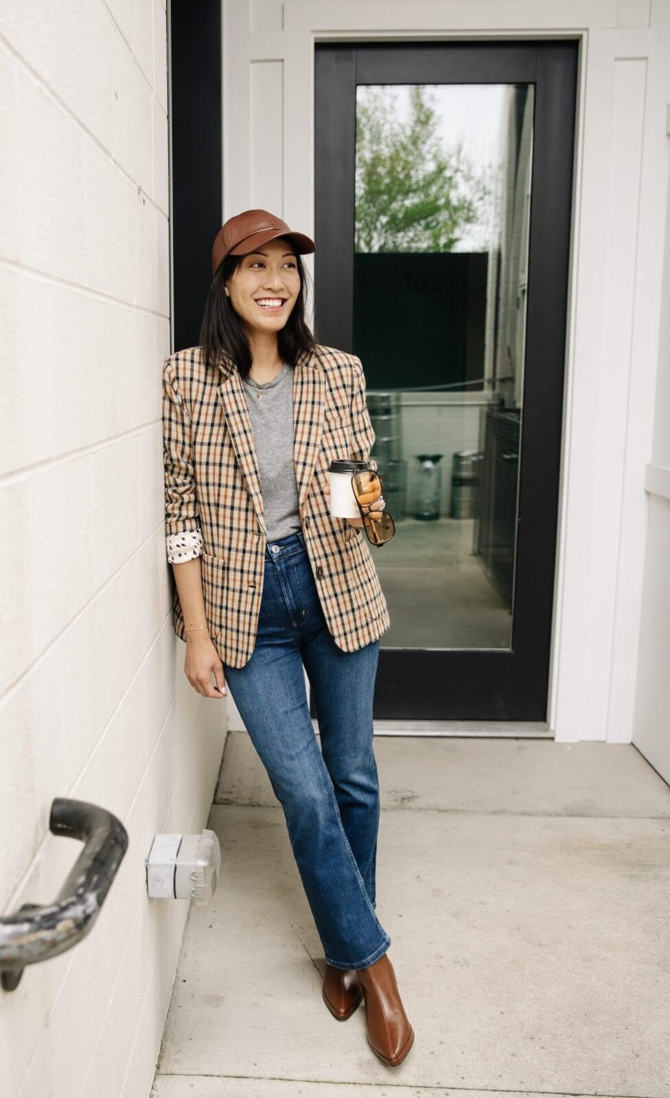 Classic Plaid Blazer with Straight-Leg Jeans for Casual Fall — Fall to Winter Outfits