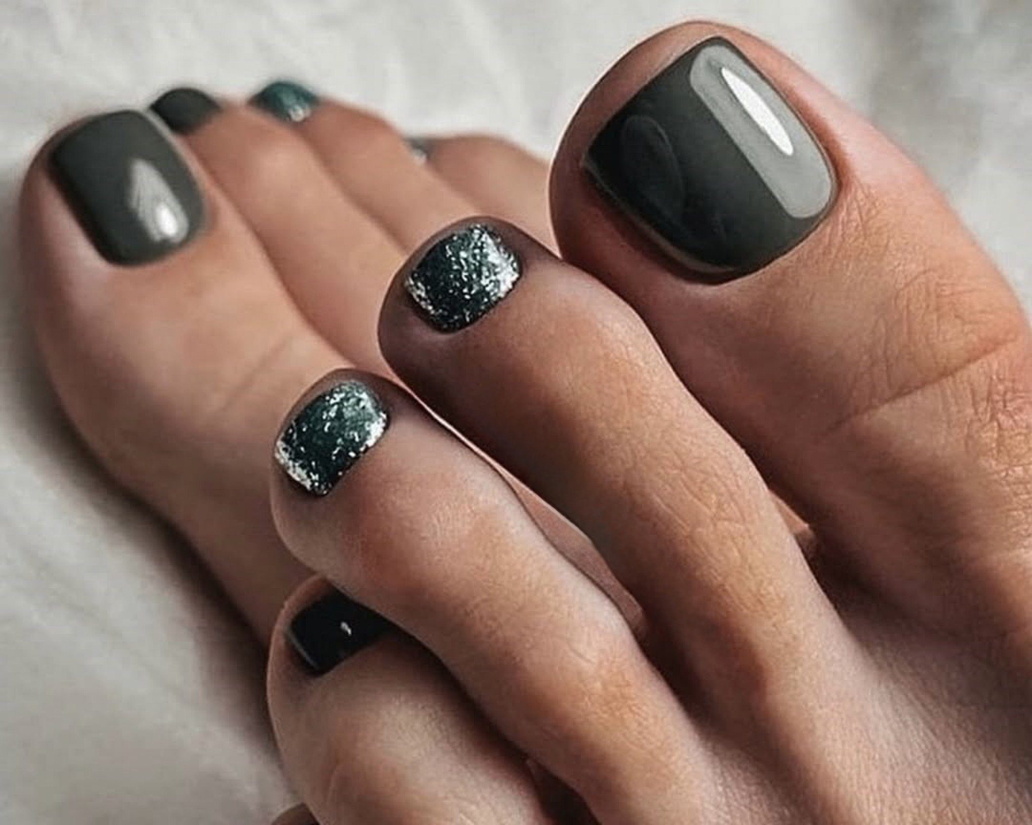 Purple Toes with Gold Foil Accent — Winter Toe Nails