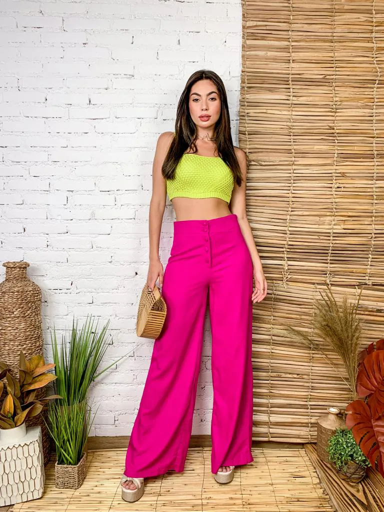 Casual Summer Outfit Idea — Flare Leggings Outfits