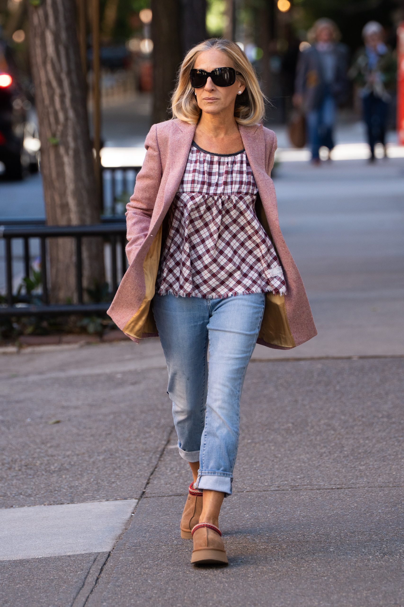 Tweed Coat Pairing: Ugg Slippers with Cuffed Jeans — Ugg Slippers Outfits