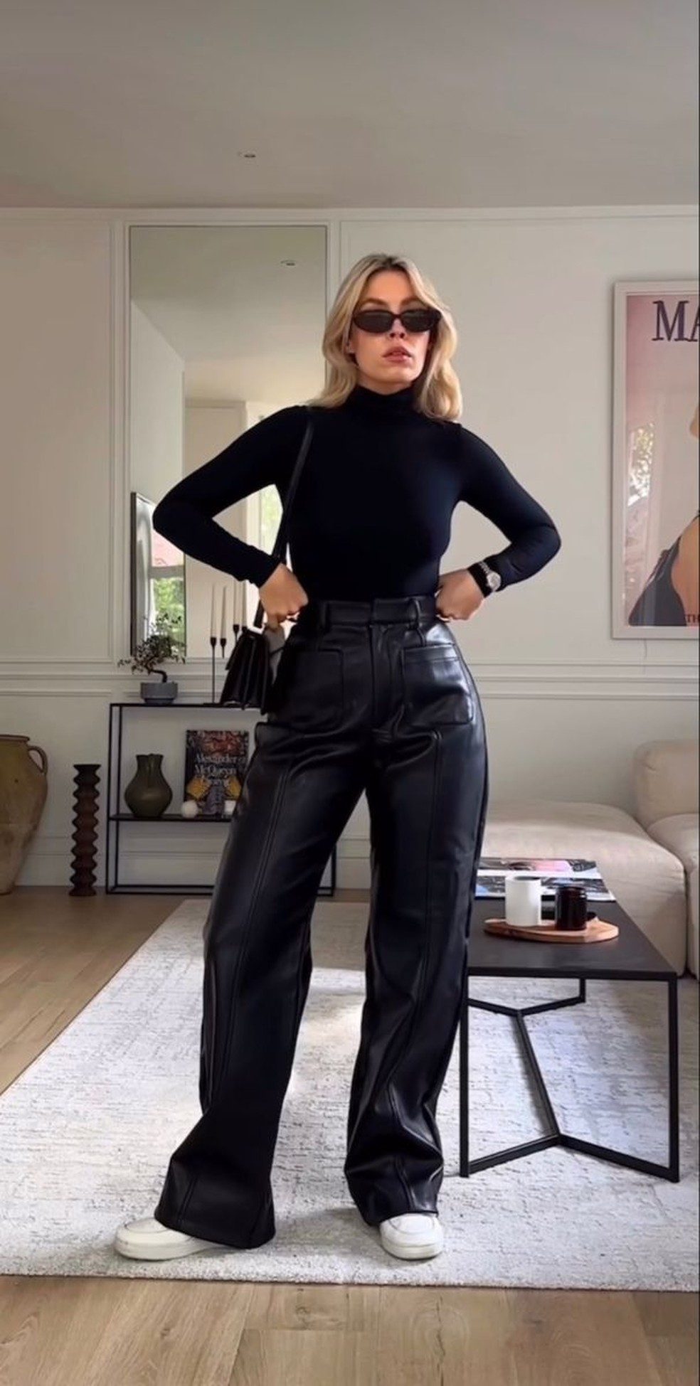 Effortless Black Leather Pants with Turtleneck and White Sneakers — Leather Pants Outfits