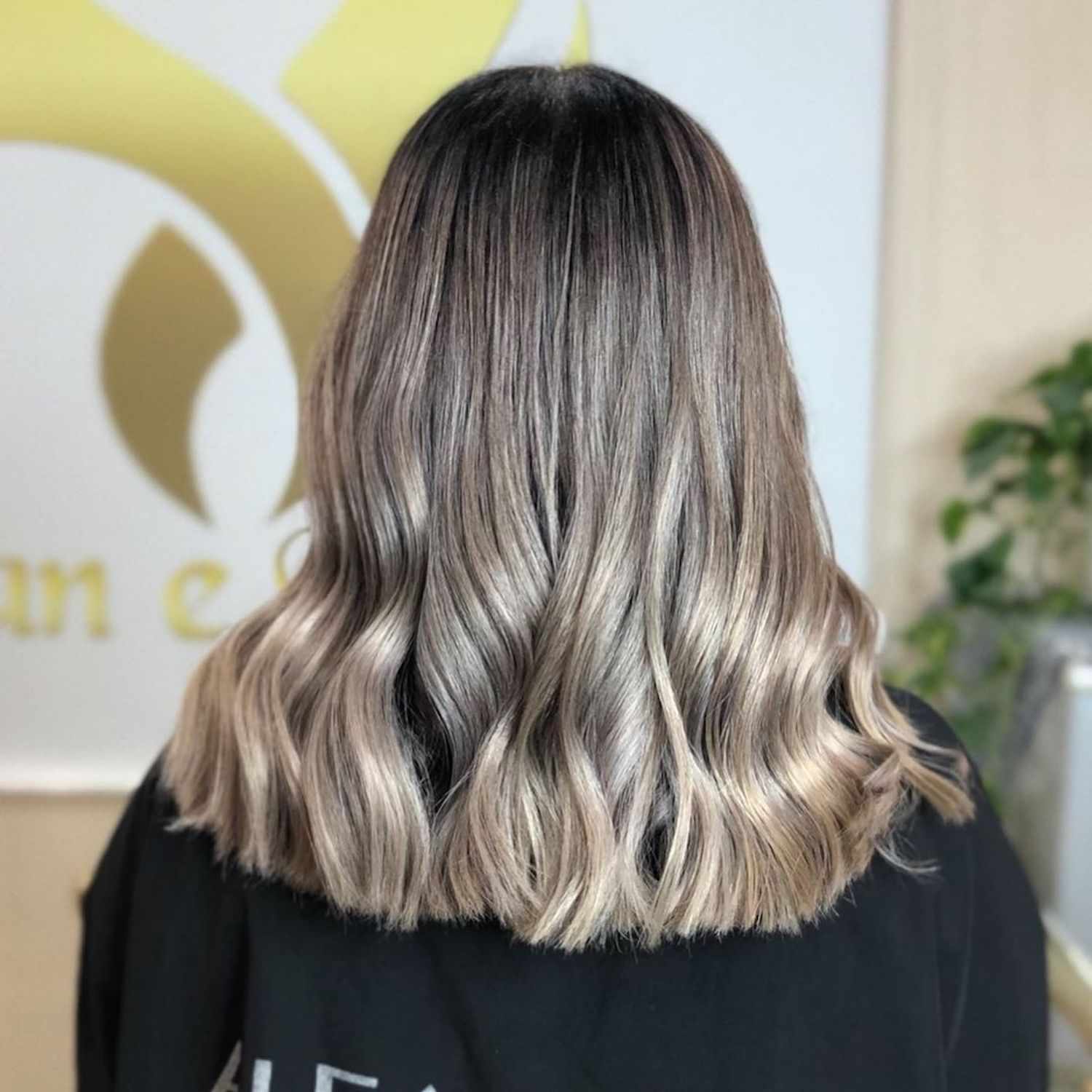 Ash Blonde Balayage With Dark Roots Visual Idea Ash Blonde Balayage With Dark Roots Visual Idea — Reverse Balayage