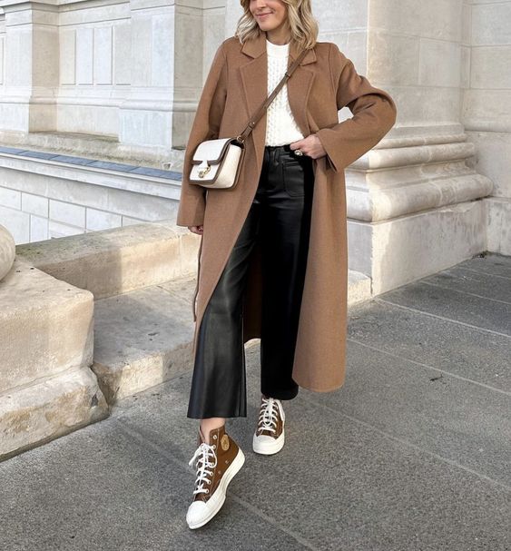 Casual Chic Long Brown Wool Coat with Faux Leather Pants Casual Chic Long Brown Wool Coat with Faux Leather Pants — Wool Coat Outfits