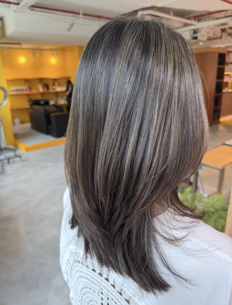 Side View Visual Idea — Gray Blending Highlights