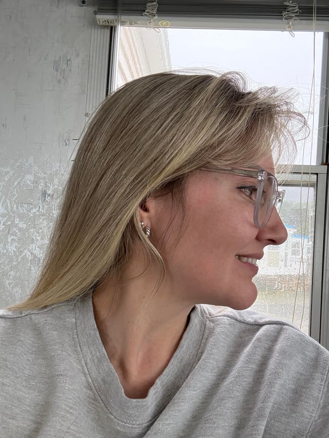 Ash Blonde Collarbone Cut Ash Blonde Collarbone Cut — Winter Haircuts for Square Faces