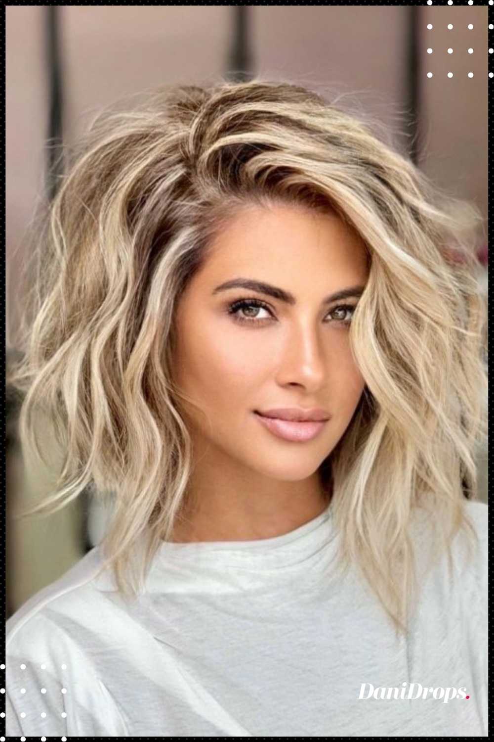 Chin Visual Idea — Lowlights for Blonde Hair