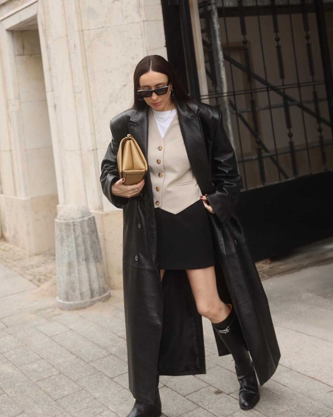 Trench Coat Elegance with Knee-High Boots — Black Boots Outfits