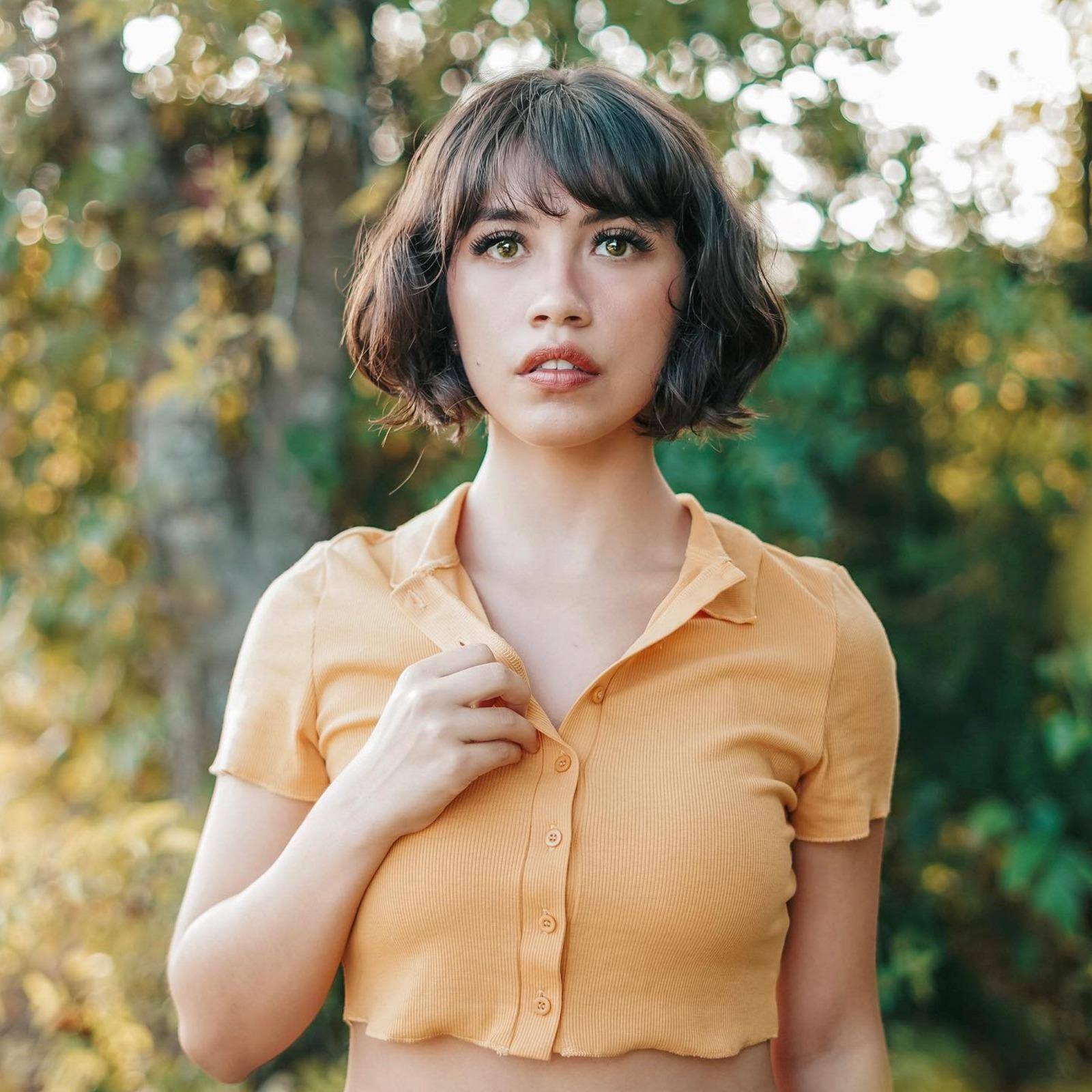 Edgy Dark Brown Bob With Choppy Bangs — Fall to Winter Hair Colors