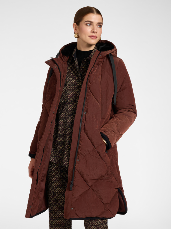 Quilted Brown Puffer Coat with Patterned Shirt Quilted Brown Puffer Coat with Patterned Shirt — Winter Coats for Women