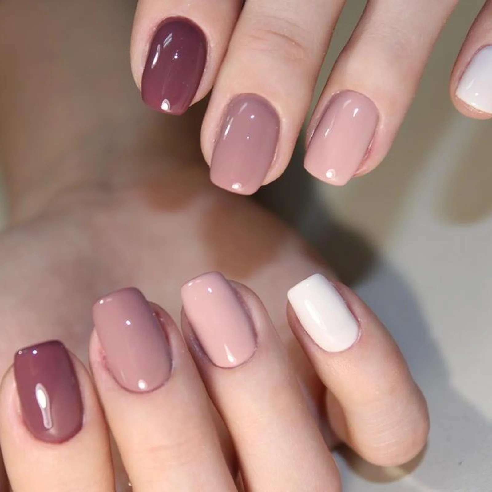 Visual Idea — Winter Gel Nails