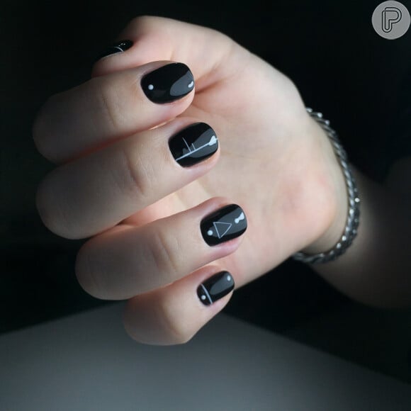 Short Square Black With White Geometric Art Short Square Black With White Geometric Art — Winter Black Nails