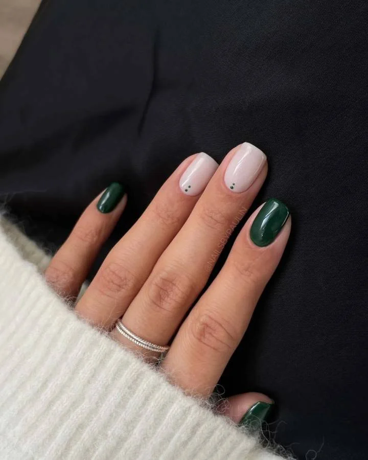 Forest Green & Pale Pink with Minimalist Dots — Short Winter Gel Nails
