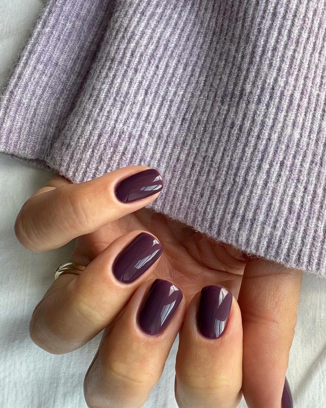 Deep Plum Glossy Short Nails Deep Plum Glossy Short Nails — Winter Formal Nails