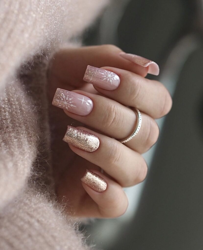 Rose Gold Glitter Ombré Short Square Nails Rose Gold Glitter Ombré Short Square Nails — Winter Glitter Nails