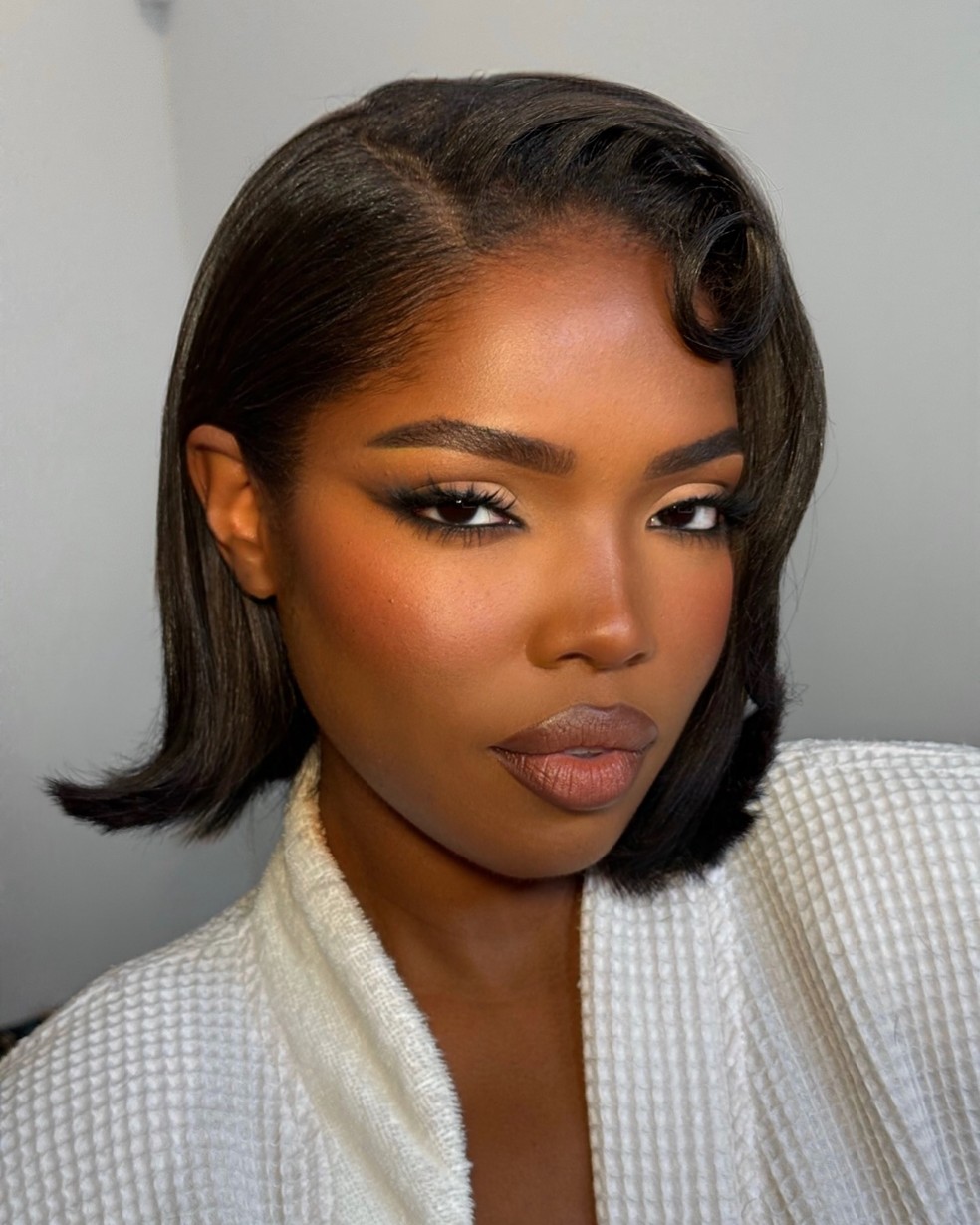Sleek Bob With Vintage Finger Waves Sleek Bob With Vintage Finger Waves — Winter Hairstyles