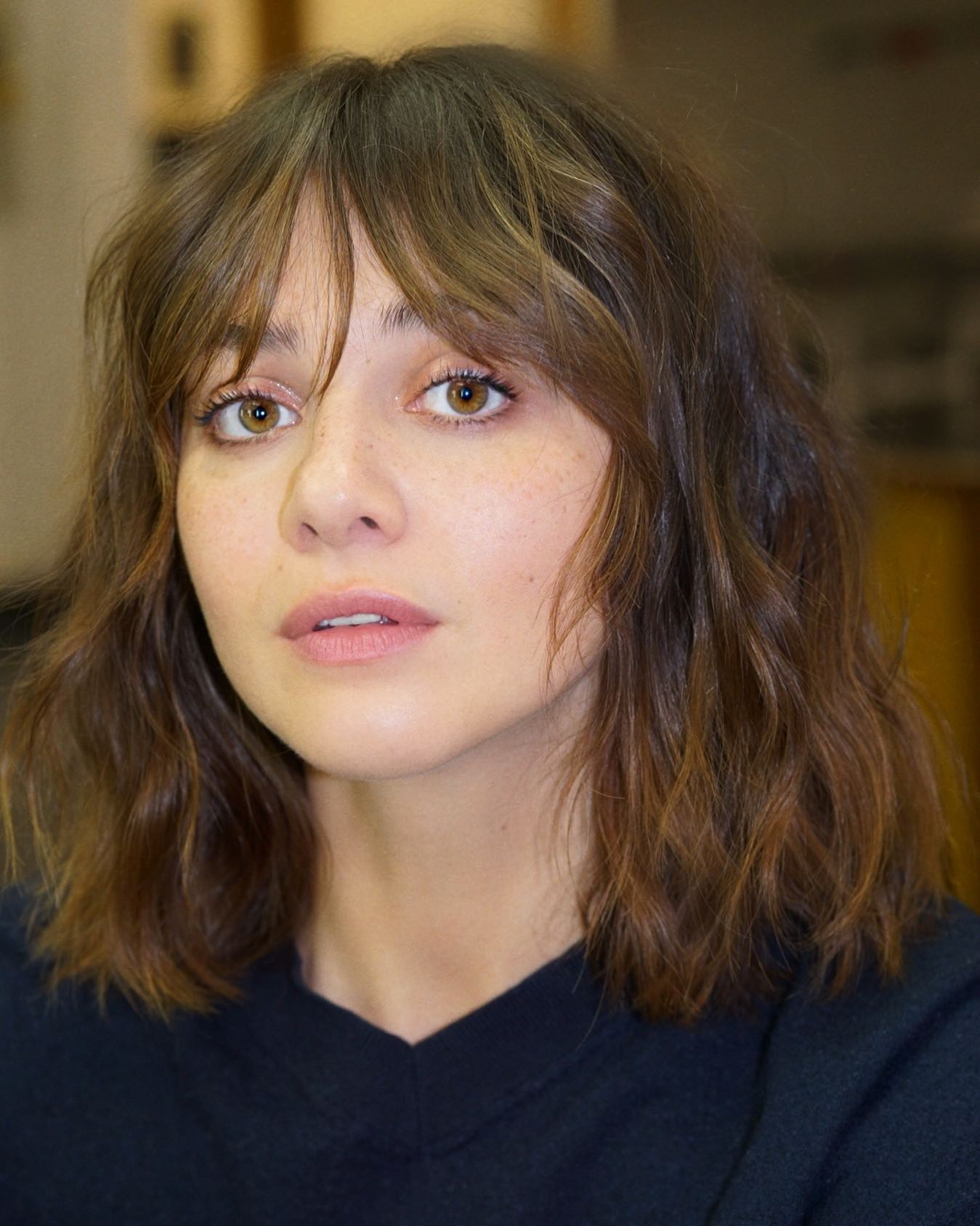 Warm Brown With Lighter Pieces Visual Idea — Winter Hairstyles with Bangs