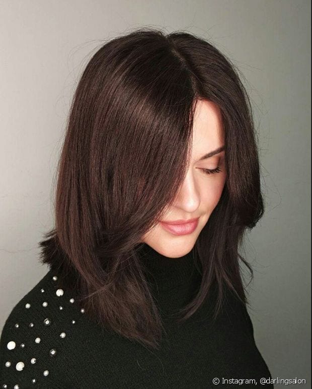 Collarbone Lob With Side Bangs Collarbone Lob With Side Bangs — Winter Brown Hair Colors
