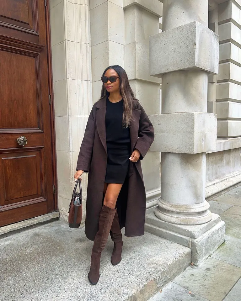 Sophisticated Evening: Black Dress and Long Brown Wool Coat with Boots Sophisticated Evening: Black Dress and Long Brown Wool Coat with Boots — Brown Boots Outfits