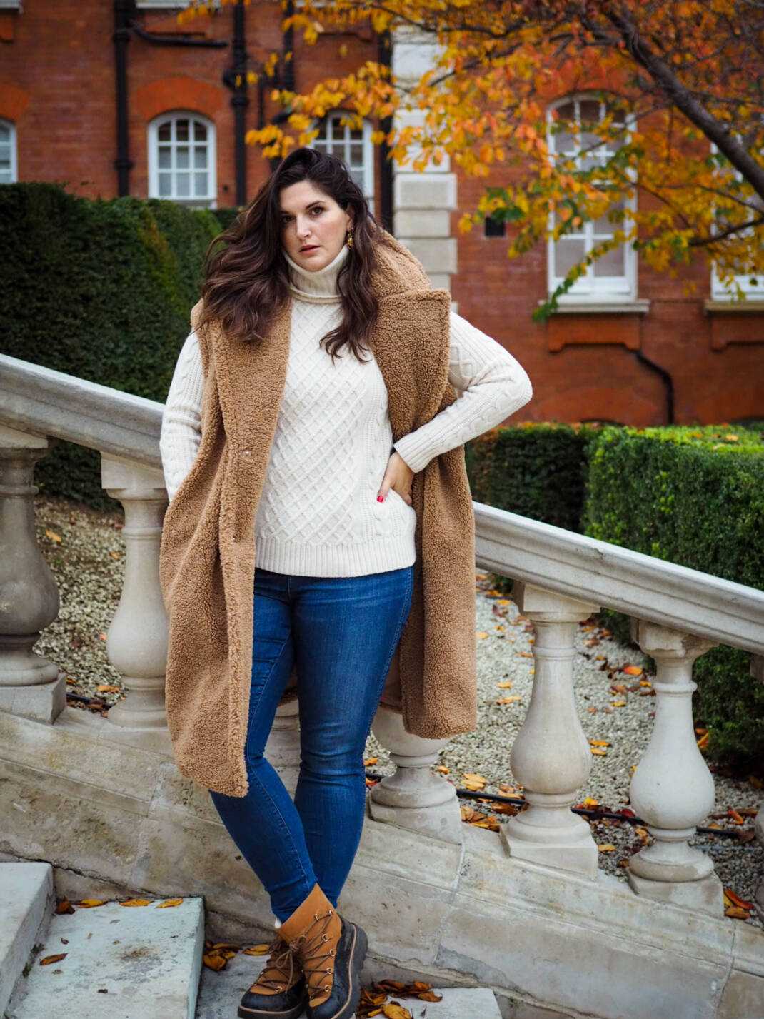 Brown And Tan Winter Boots Outfit Idea — London Winter Outfits