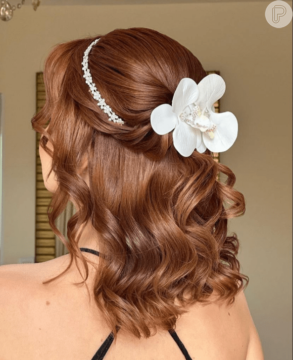 Copper Red Half-Up With Floral Accessory — Winter Wedding Hairstyles