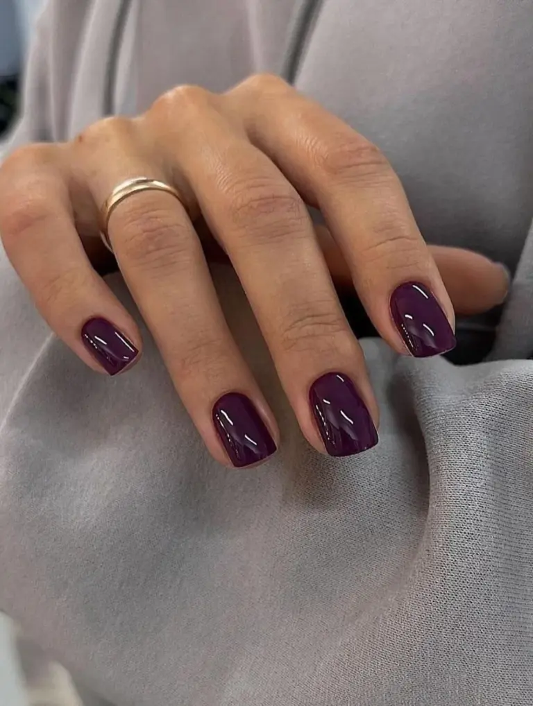 September Nails Color Ideas: 26 Trendy Fall Shades & Chic Designs