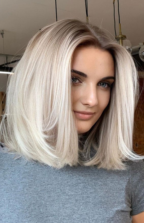 Collarbone Platinum Blonde Lob With Curtain Bangs — Aesthetic Blonde Hair