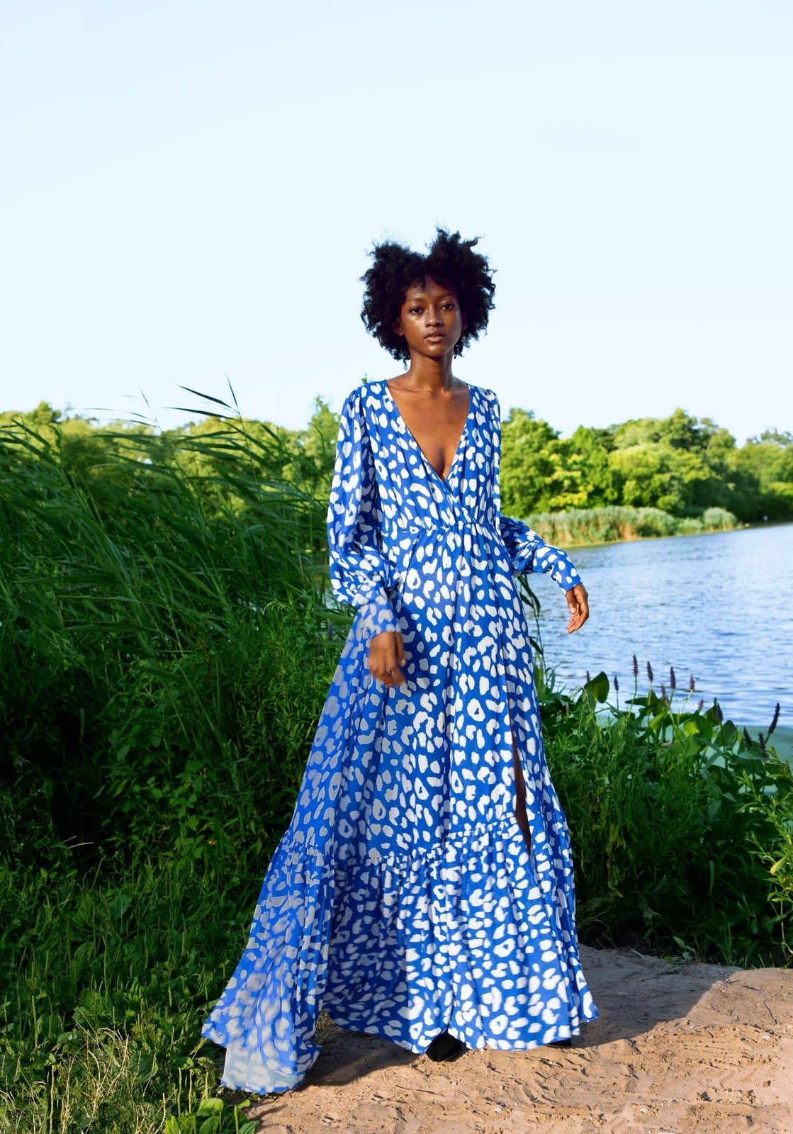 Royal Blue Maxi Dress with White Animal Print Royal Blue Maxi Dress with White Animal Print — Aesthetic Blue Dress Outfit