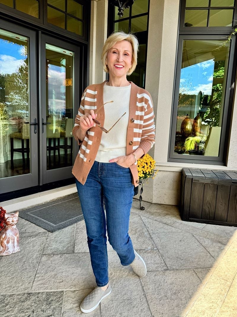 Striped Brown Cardigan with Crewneck Sweater and Jeans — Aesthetic Brown Cardigan Outfit