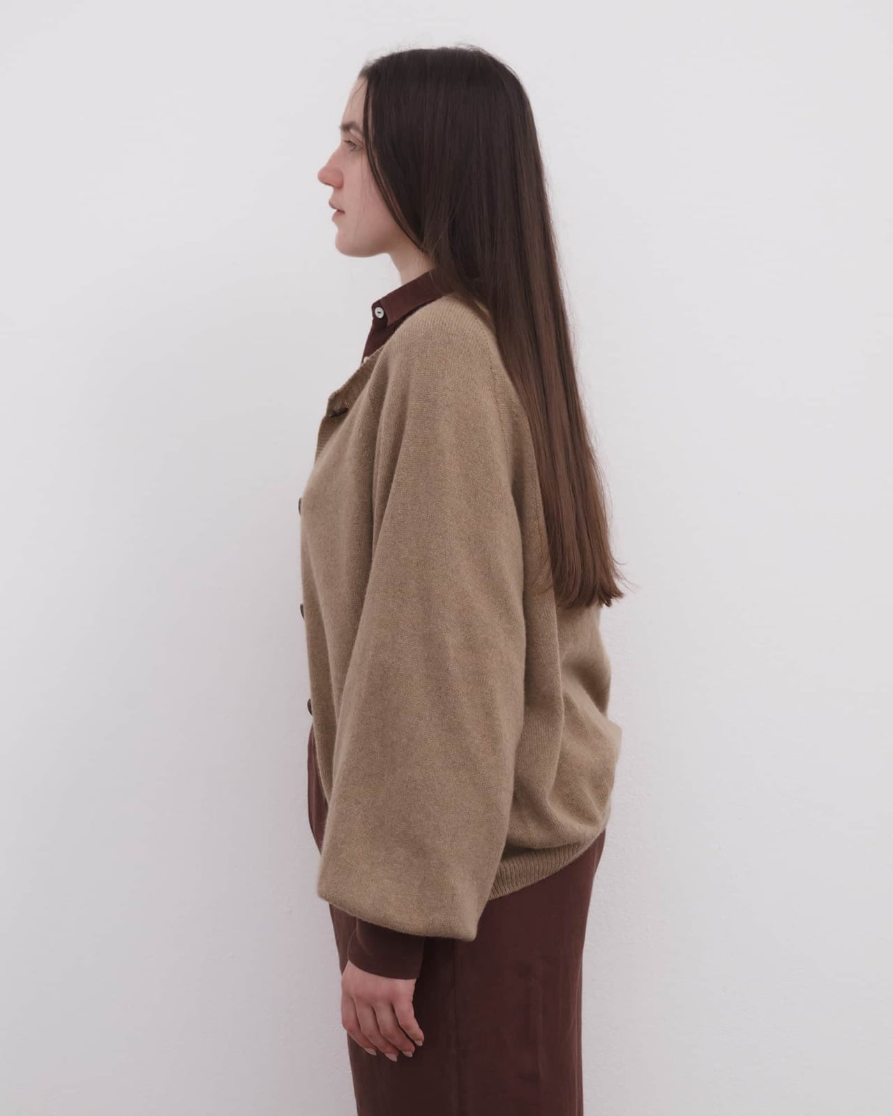 Oversized Brown Cardigan Over a Long-Sleeved Shirt — Aesthetic Brown Cardigan Outfit